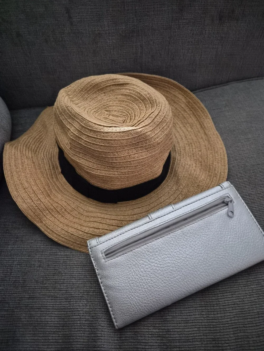 Four Buttons By San Diego Straw Sun Hat with Black Band and Silver Clutch Set